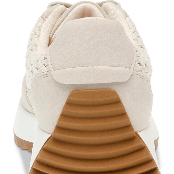 NWT Dolce Vita Women's Bettie Lace Up Jogger Sneakers - Picture 3 of 6